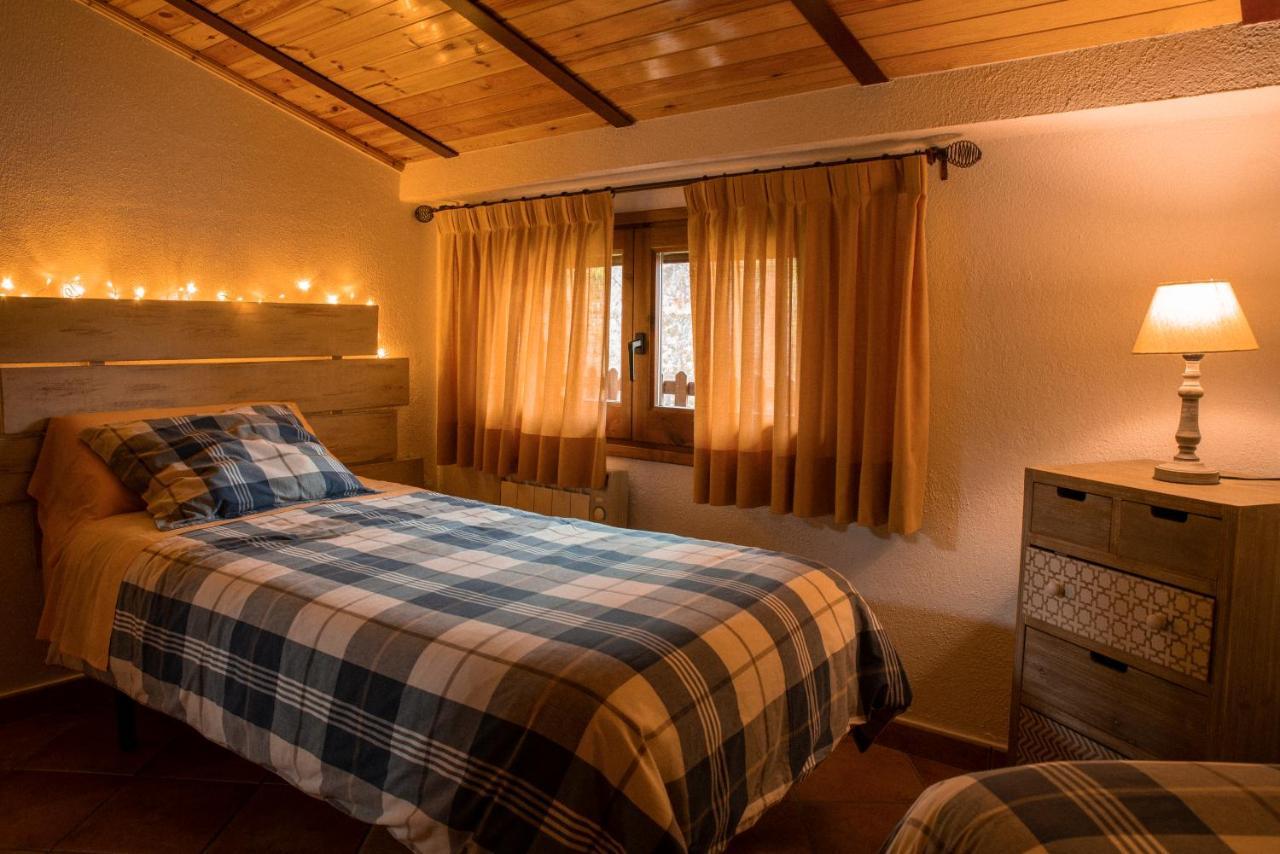 Apartament Cadi- Moixero Apartment
